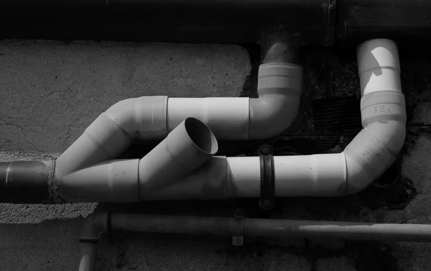 A data-flow diagram showing the architecture of an AI pipeline. | Photo by iridial on Unsplash